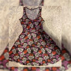 Hot Topic a Floral Skull Dress